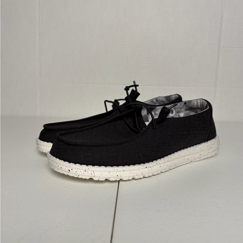 Hey Dudes Wendy Abyss/Black Women’s SZ 10 Lightweight Slip On Casual Shoes NWT